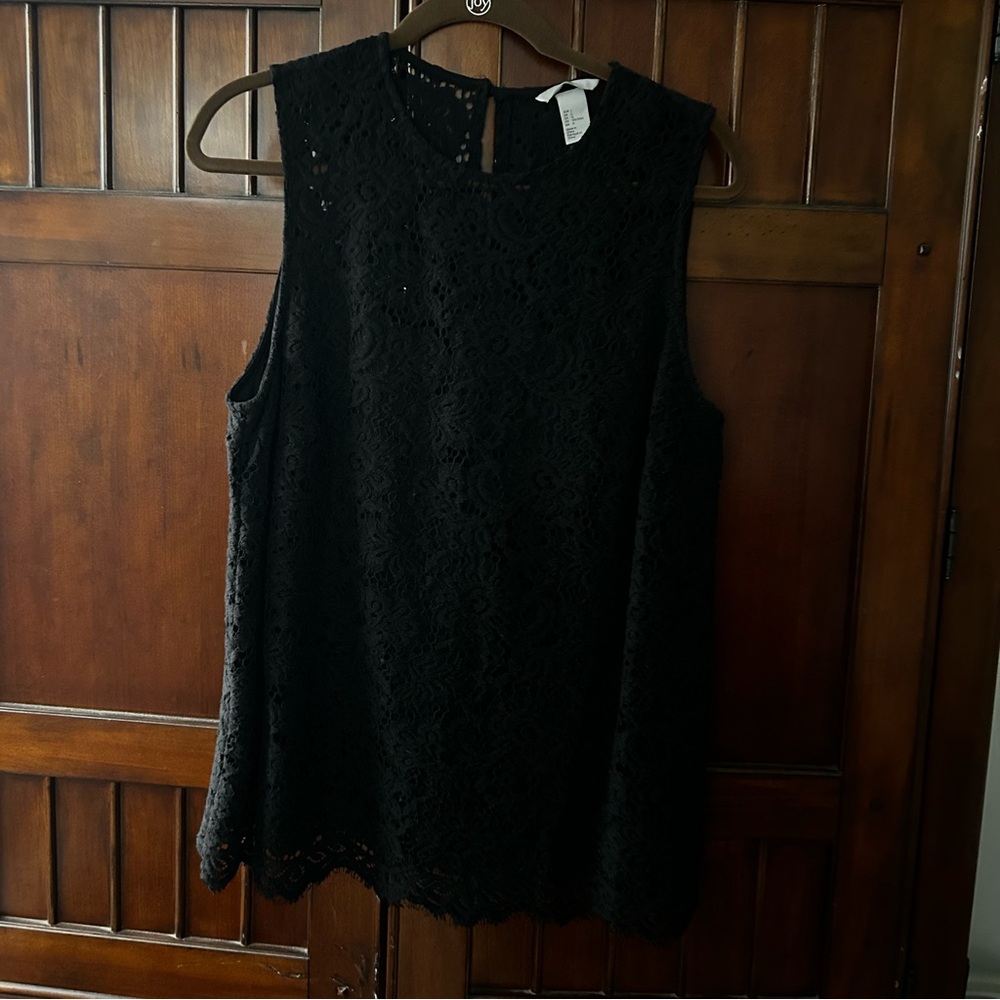 Black Lace Sleeveless Top